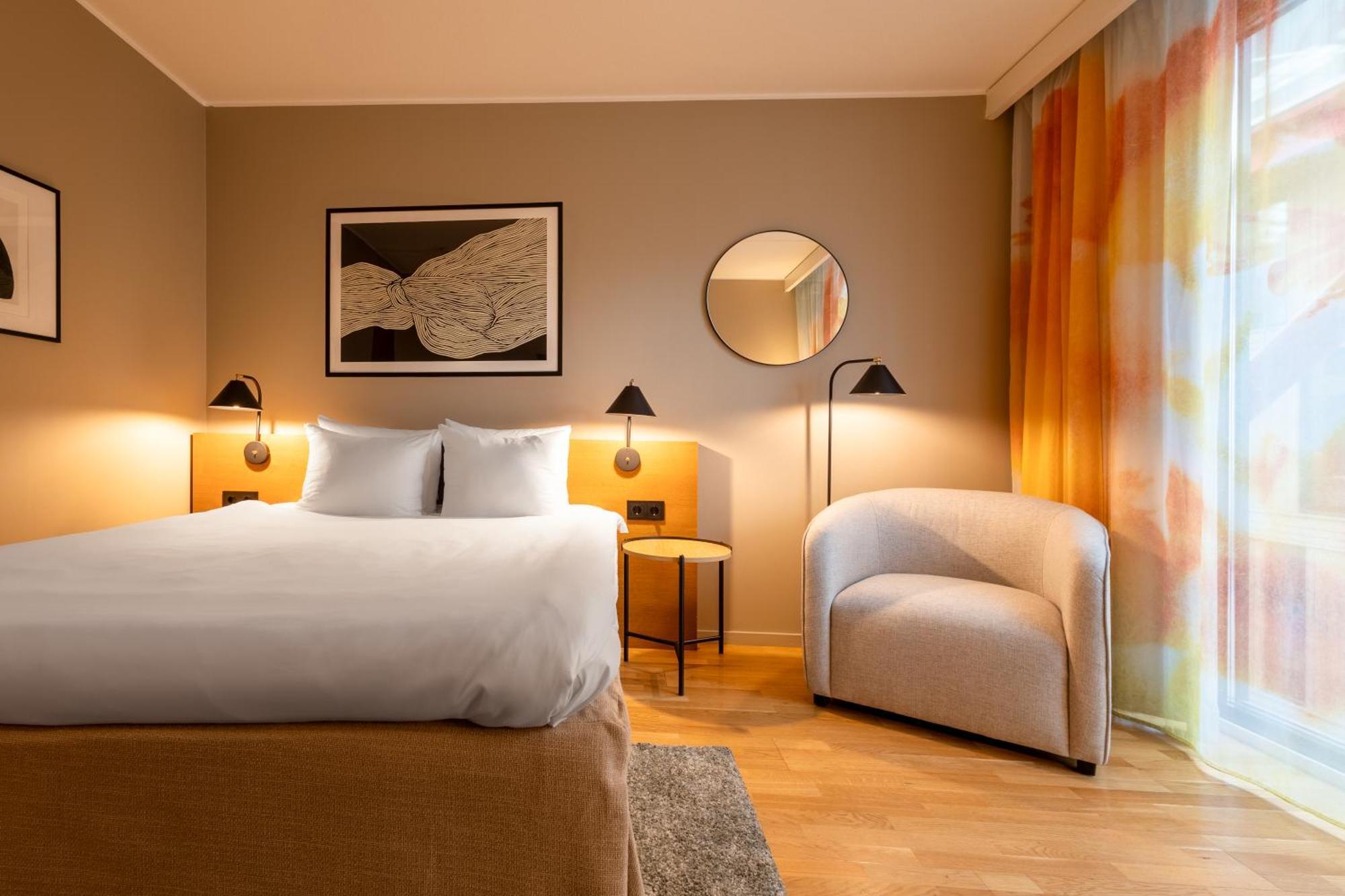 Hyatt Place 4*